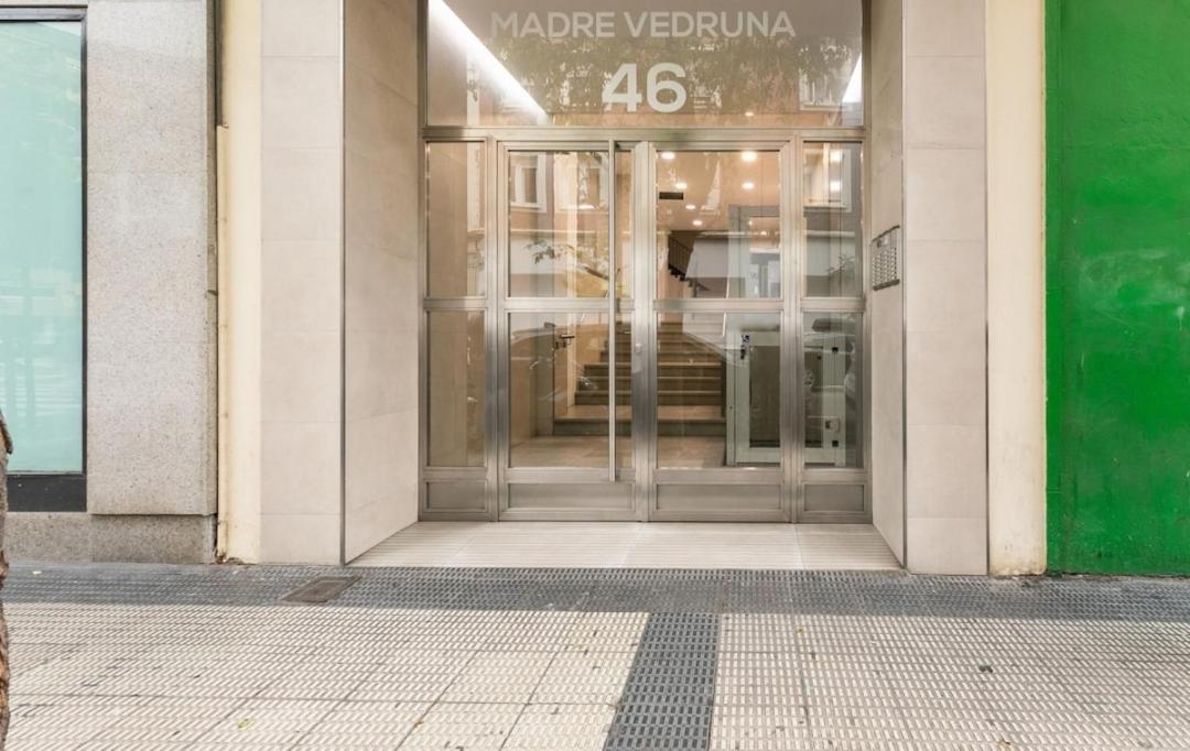 Urban Vedruna Zaragoza Kültér fotó